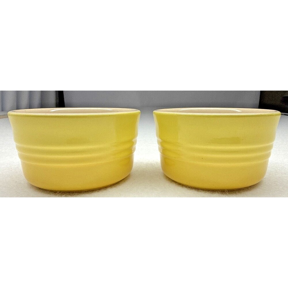 Le Creuset Yellow Stoneware Mini Ramekins Set of 2 Round Baking Dishes